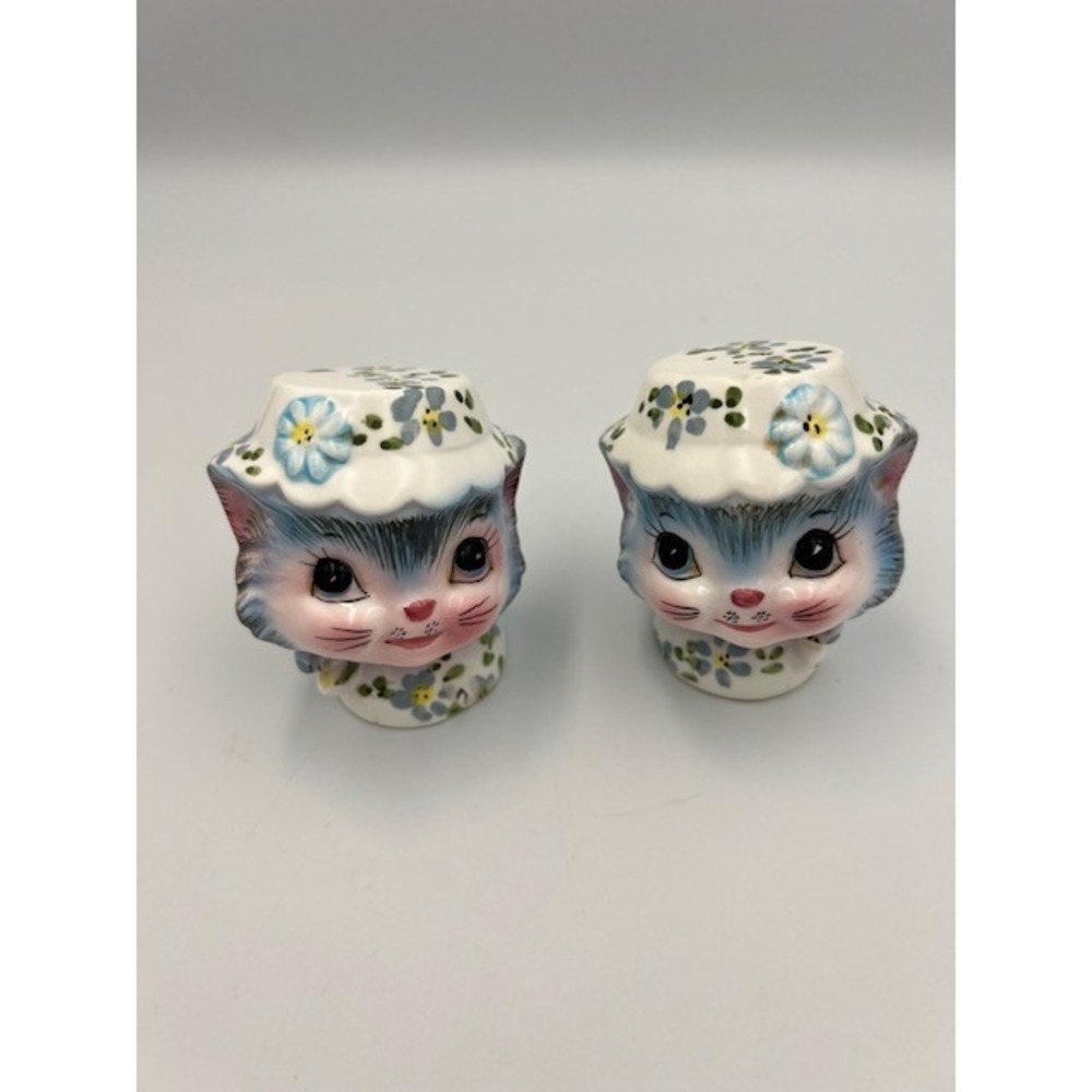 VTG Lefton Miss Priss Blue Kitty Cat Salt & Pepper Shakers Floral Bonnet 1511